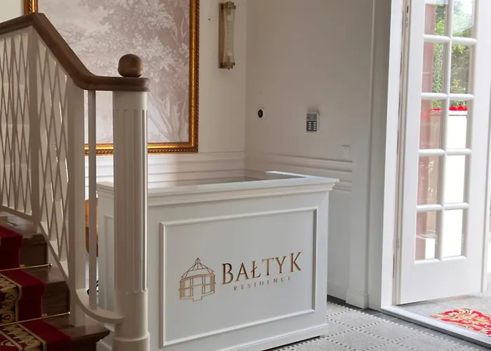 Seeblick 7 Baltyk Luxury アパート ミエンジズドロイェ