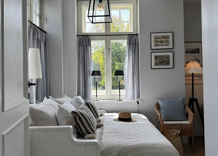 Seeblick 7 Baltyk Luxury アパート ミエンジズドロイェ