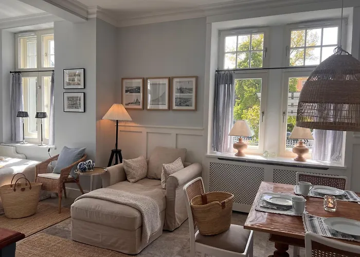 アパート Seeblick 7 Baltyk Luxury ミエンジズドロイェ